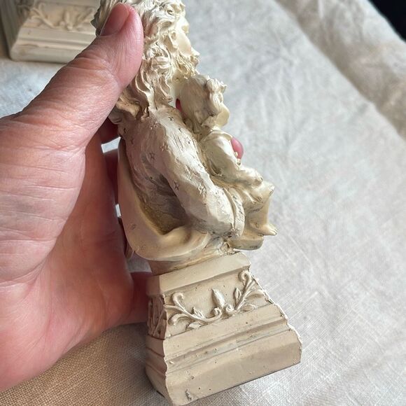 Virgin Mary and Joseph each holding baby Jesus. Winged Angel series. K’s collect - Picture 11 of 13